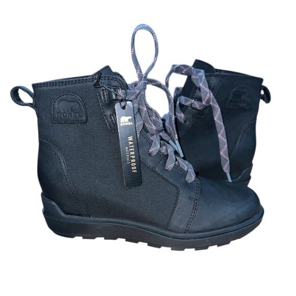 Sorel Women's Evie II Black Lace Up Boots Size 8 Wedge Waterproof Black Sea Salt - Picture 1 of 13